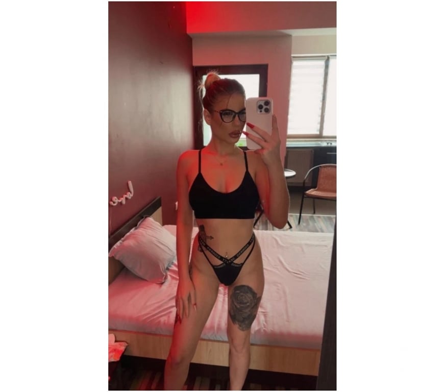 Escorts Suffolk East Suffolk - Photos for AMAZING GIRL-QUALITY AND PARTY