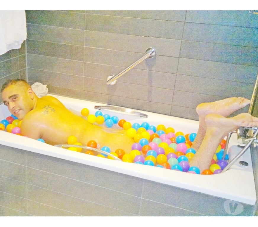  Gay massage West Yorkshire Leeds - Photos for ⭐ Try Me For A Good Time ⭐