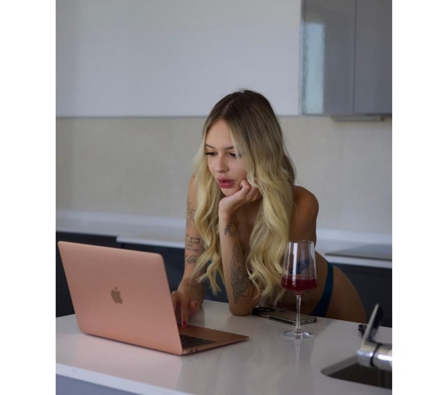 Escorts Slough Slough Town Centre - Slough - Photos for 👄NEW HERE- NO RUSH 👄 REAL - NO FAKE PHOTOS