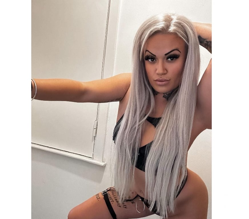 Escorts East London Canning Town - East London - Photos for Mira Wild 4U 😈