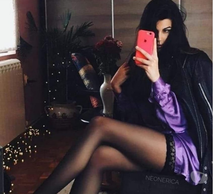 Escorts West Midlands Birmingham - Photos for New girls in town 🤭 BEST PARTY GIRL🎉🥳👯‍♀️