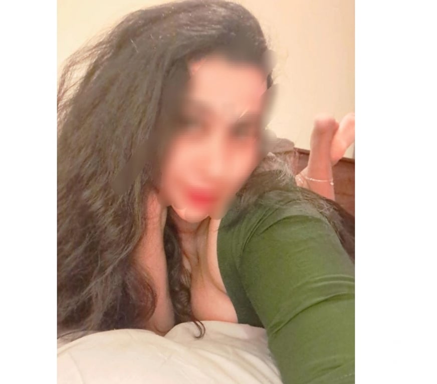 Escorts West Midlands Birmingham - Photos for HANITA SOUTH INDIAN TAMIL GIRL IN TOWN👅🫦🥰