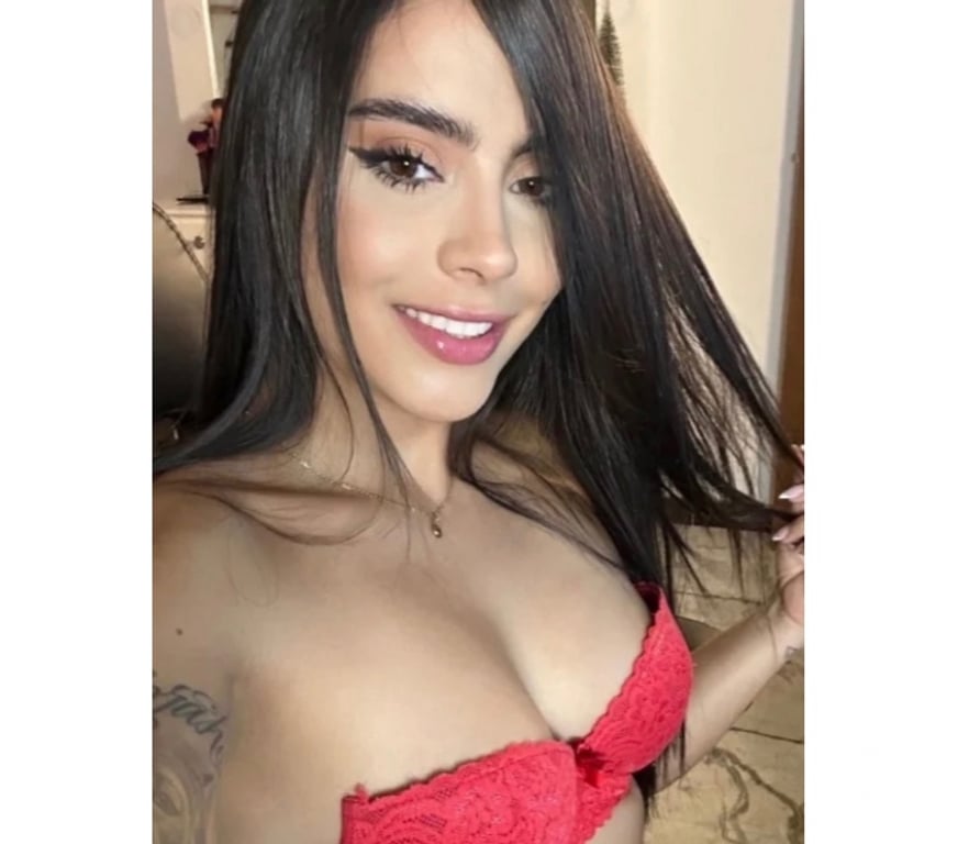 Escorts Buckinghamshire Aylesbury - Buckinghamshire - Photos for Brazilian party girl big 🍑🍑