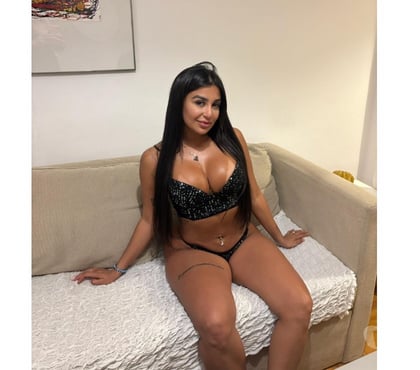 Photos for Jade Brazilian 🇧🇷