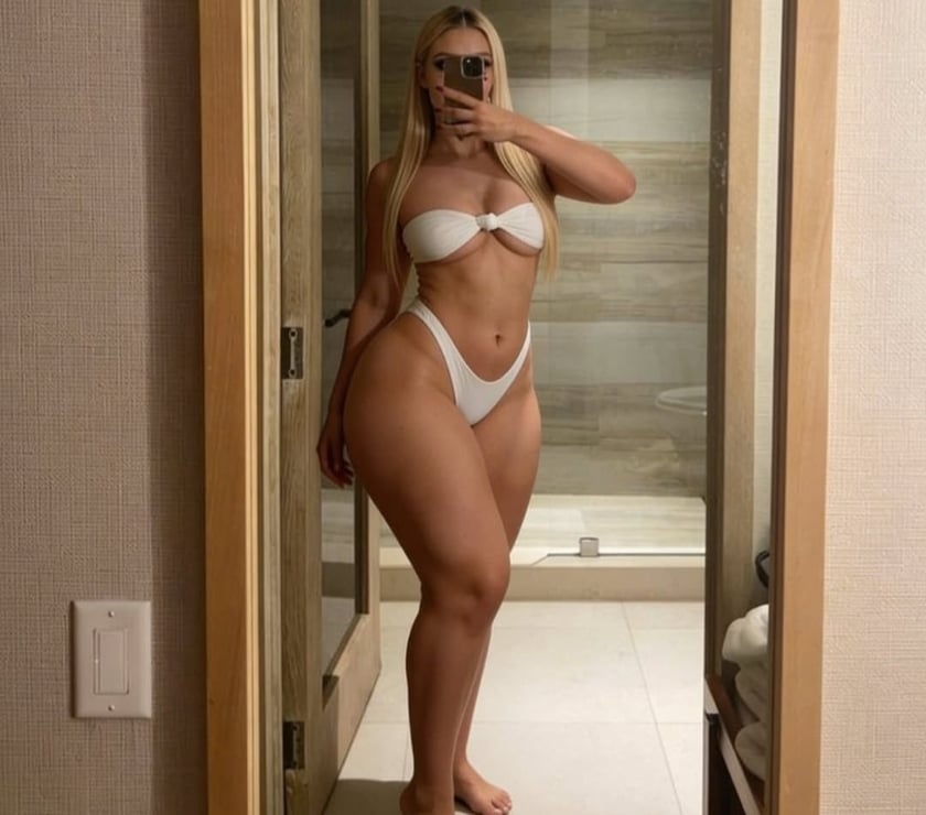 Escorts Dorset Bournemouth, Christchurch and Poole - Photos for Selena HOT BIG ASS 100% REAL PICS