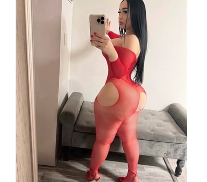  Escorts & Erotic Massage Luton Town Centre Luton - Photos for SUSY💕💕CURVES BEAUTIFUL🍑💕💕 WhatsApp ✅