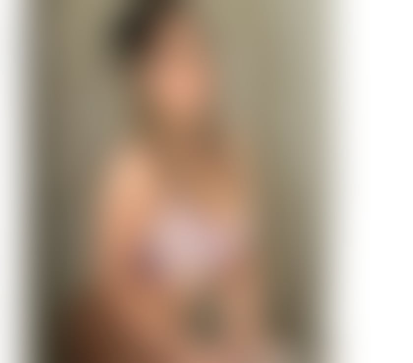 Escorts South East London Catford - South East London - Photos for 🥰Karina party 🎉girls new in town no rush 🥰