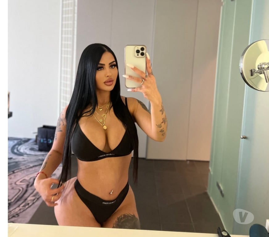 Escorts South East London Bromley - Photos for 🎉Luana party 🎉 girls new in you town 🎉