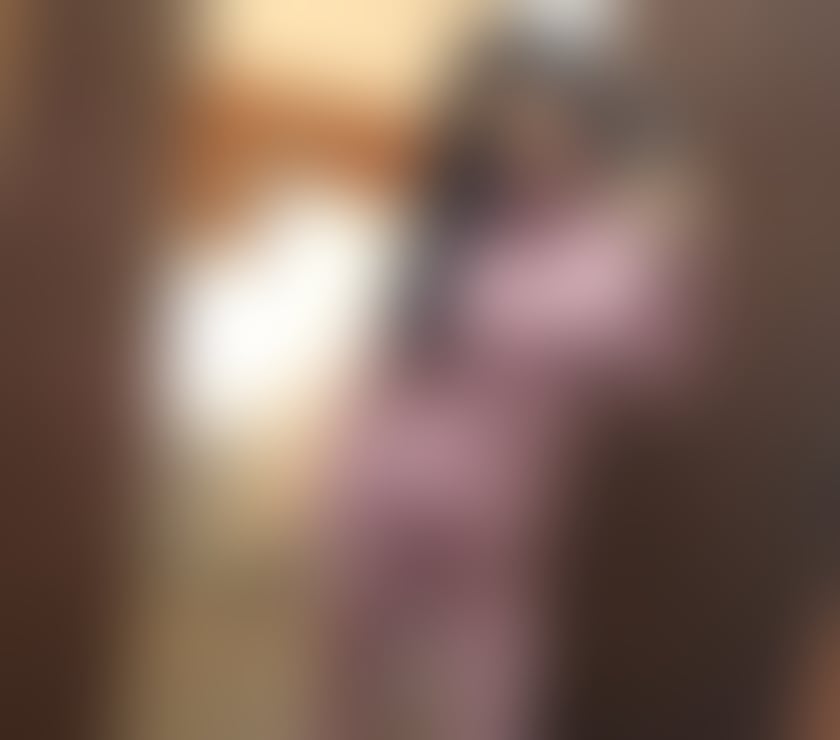 CHARLOTTE-RAE. PARTY GIRL