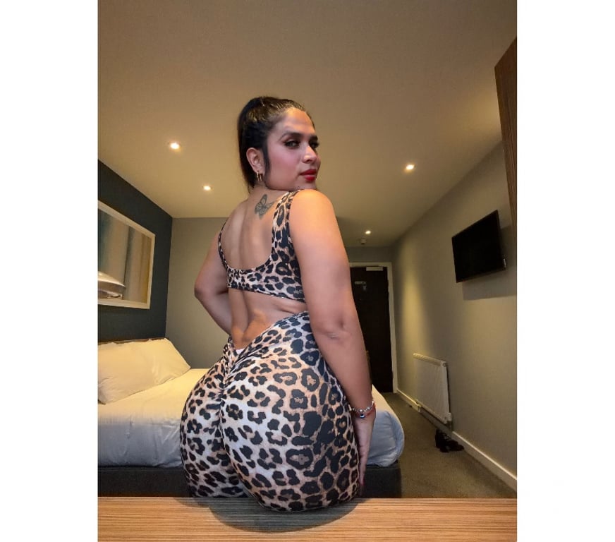 Escorts North West London Cricklewood - North West London - Photos for 🧕Latina Muslim 🍑💦 A-levels