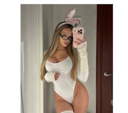  Escorts Kingston Upon Thames Town Centre Kingston upon Thames - Photos for Elisabeth party outcall New în town