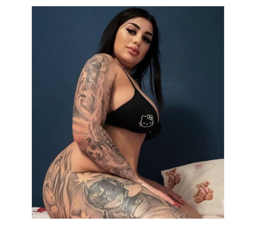 Escorts Falkirk Falkirk Town Centre - Falkirk - Photos for “Cute brunette, 100% real call me