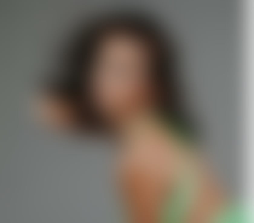 TINA NEW IN THE AERIA BEST SERVICE