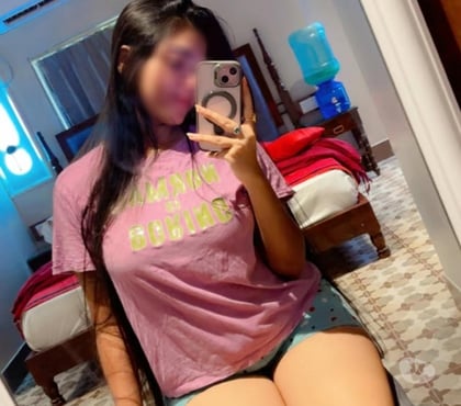Escort Bolton City Centre Bolton - Photos for Elegant indian lady in bolton