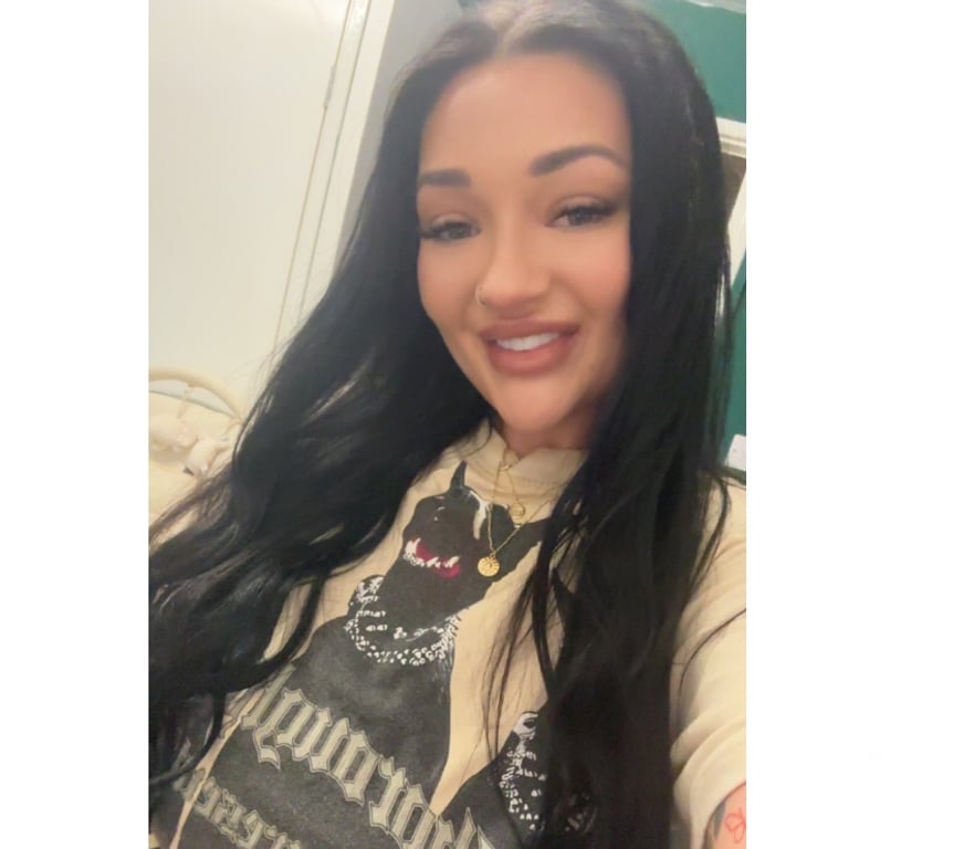 Adult Entertainment Essex Colchester - Photos for S!uttY Starr 07400651955 📞