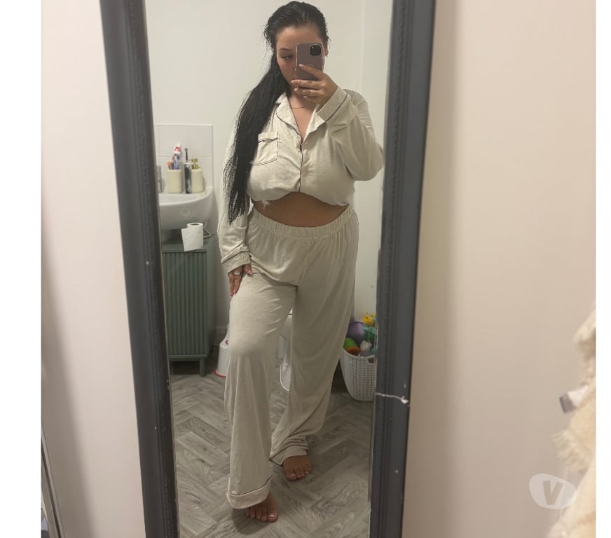 Adult Entertainment Essex Colchester - Photos for S!uttY Starr 07400651955 📞