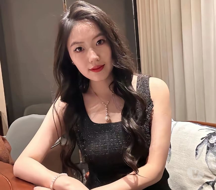 Escorts East London Wanstead - East London - Photos for 🌙 Intimate Companion · Private & Discreet 🌙