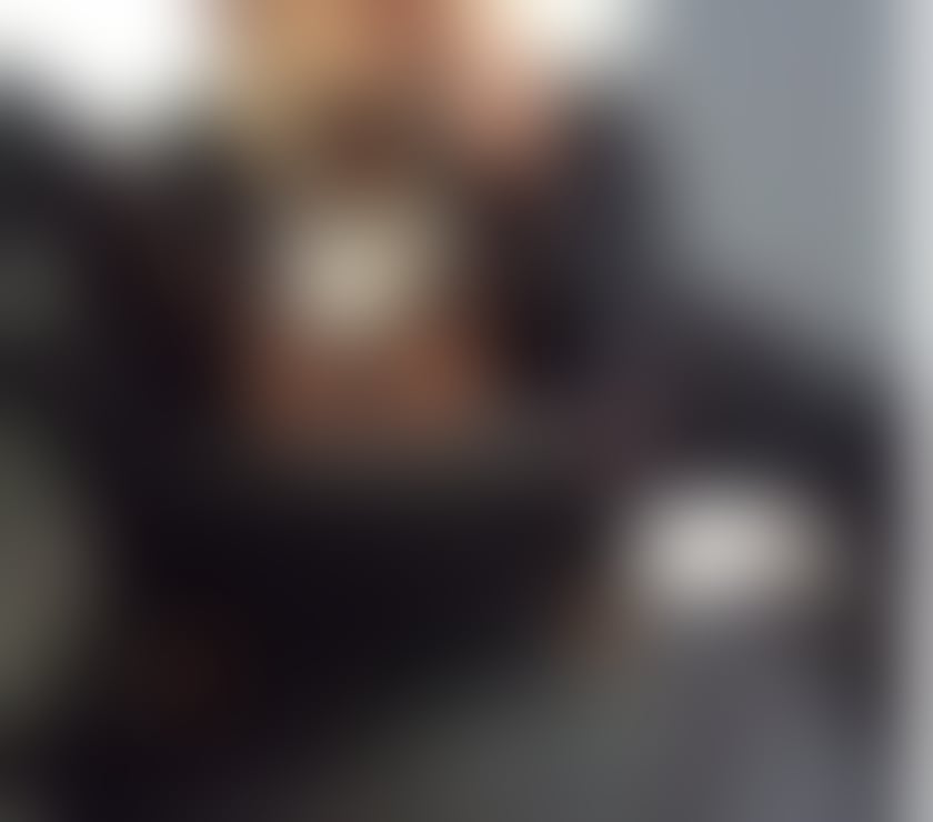 Escorts Merseyside Liverpool - Photos for Scousers party animals brunette n blondy Incal Outcall