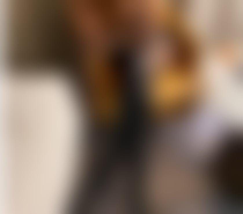 Escorts Tyne and Wear Sunderland - Photos for Allure K Busty Elegant Mature Sexy Lady