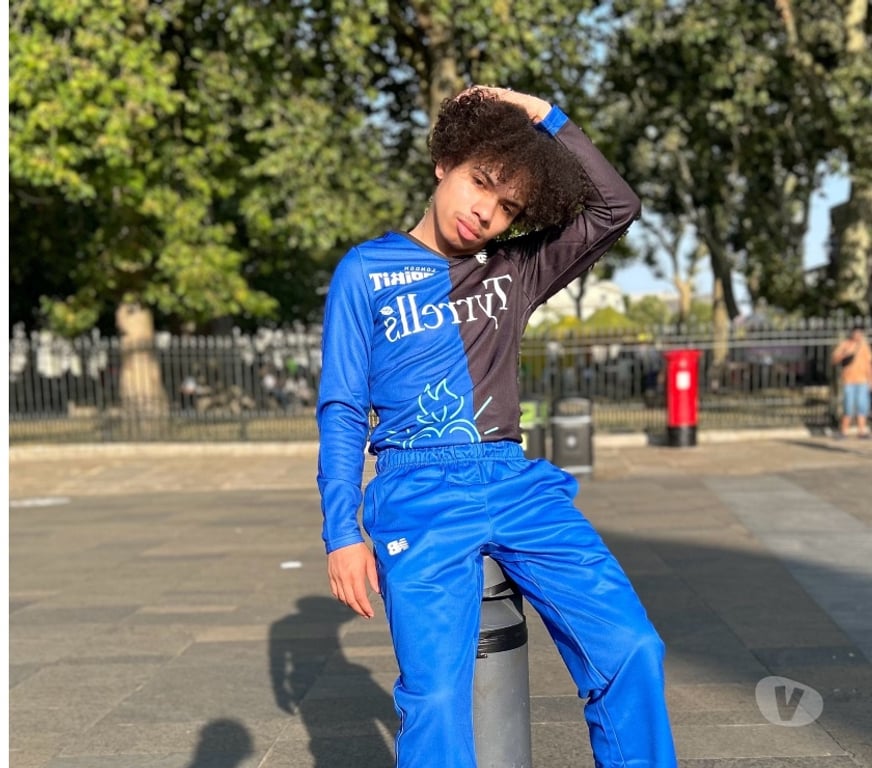  Gay massage Nottinghamshire Nottingham - Photos for Sensual, fun, adventures with generous Guys