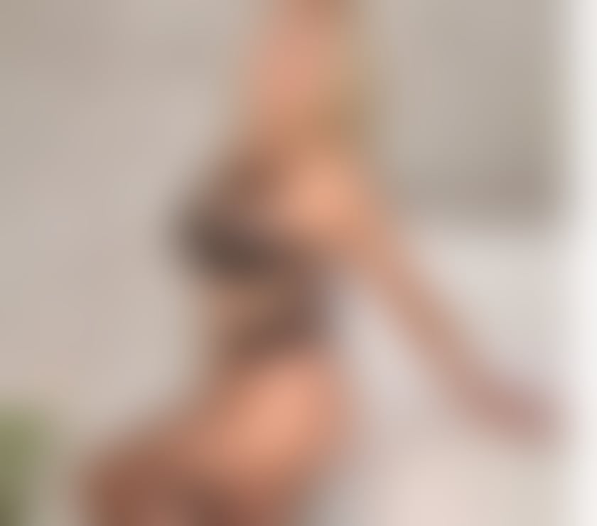 Escorts East London Havering - Photos for PARTY BLONDE MILF 40 ❤️