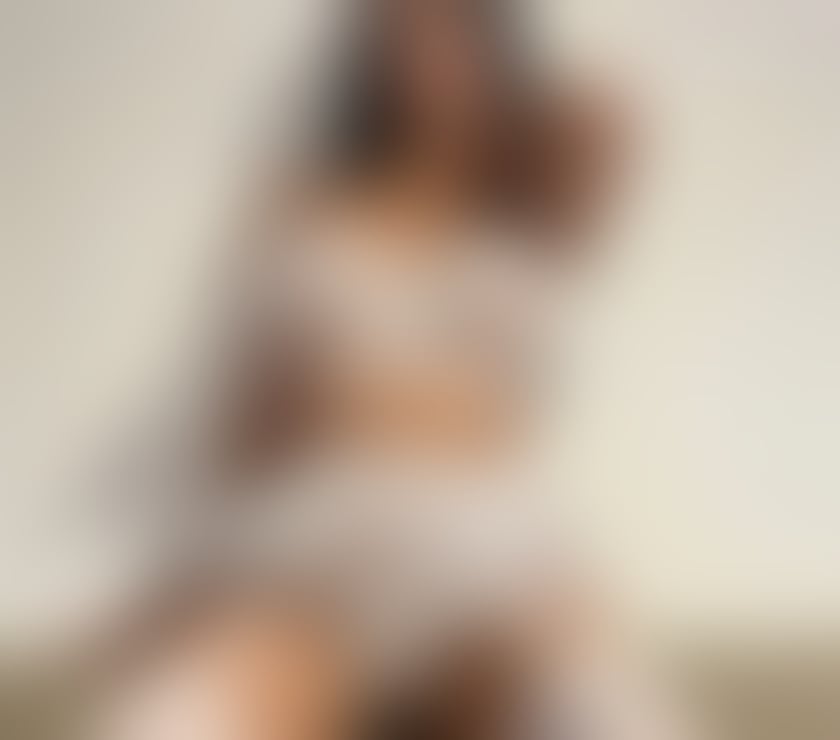  Escorts Chingford East London - Photos for Yvonne - petite French beauty