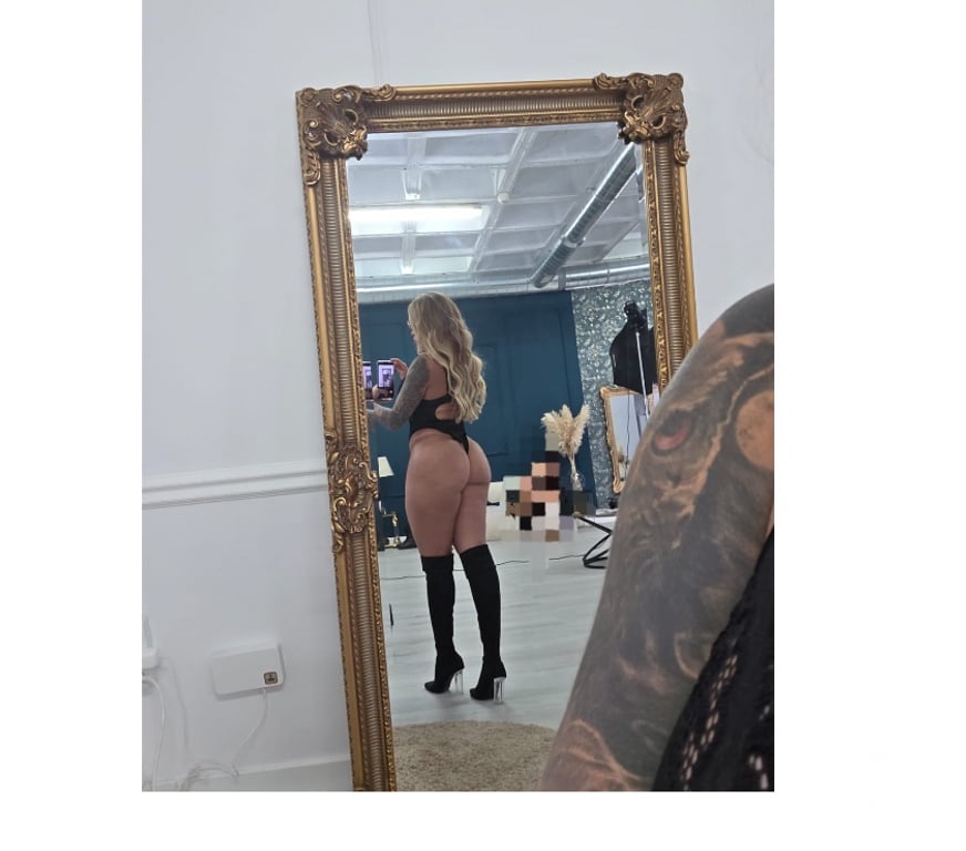 Escorts East London Canary Wharf - East London - Photos for Maya PARTY GIRL 🥳🎊BIG ASS 👅🍑