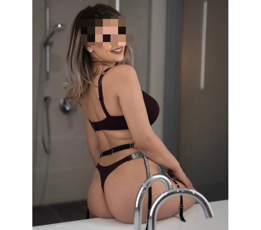  Escorts Redhill Reigate and Banstead - Photos for 🔥STUNNING GIRL❌SEXY&HOT 🍑GENUINE100% PARTY GIRL