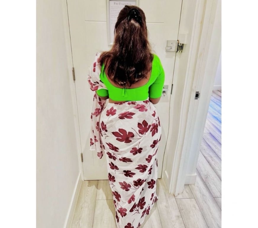 Escorts East London Barking Station - East London - Photos for MEENA SOUTH INDIAN TAMIL NADU GIRL NEW IN BARKING