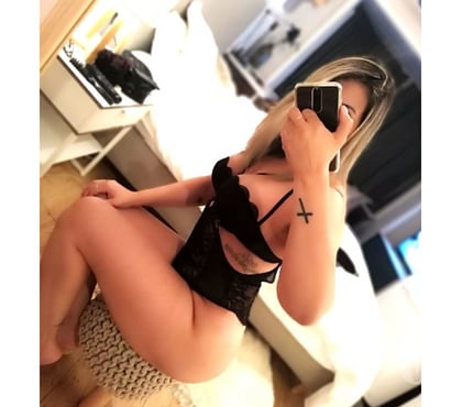  Escorts The Docks Gloucester - Photos for Discreet mature Beauty, Gloucester Close to City Centre