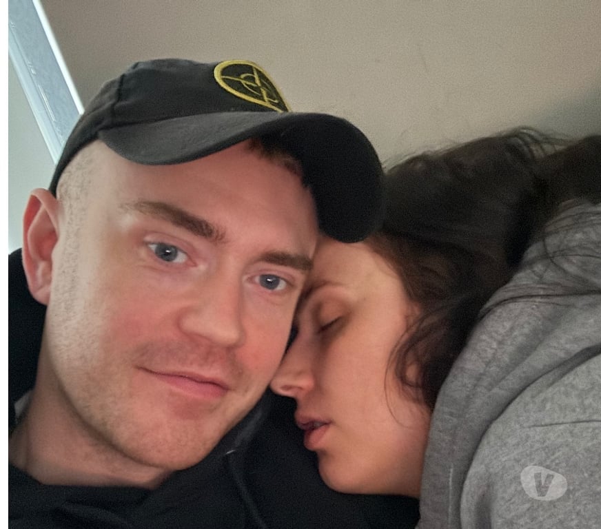 Adult Entertainment Antrim and Newtownabbey Antrim - Antrim and Newtownabbey - Photos for Straight man lookin to turn heads 😘