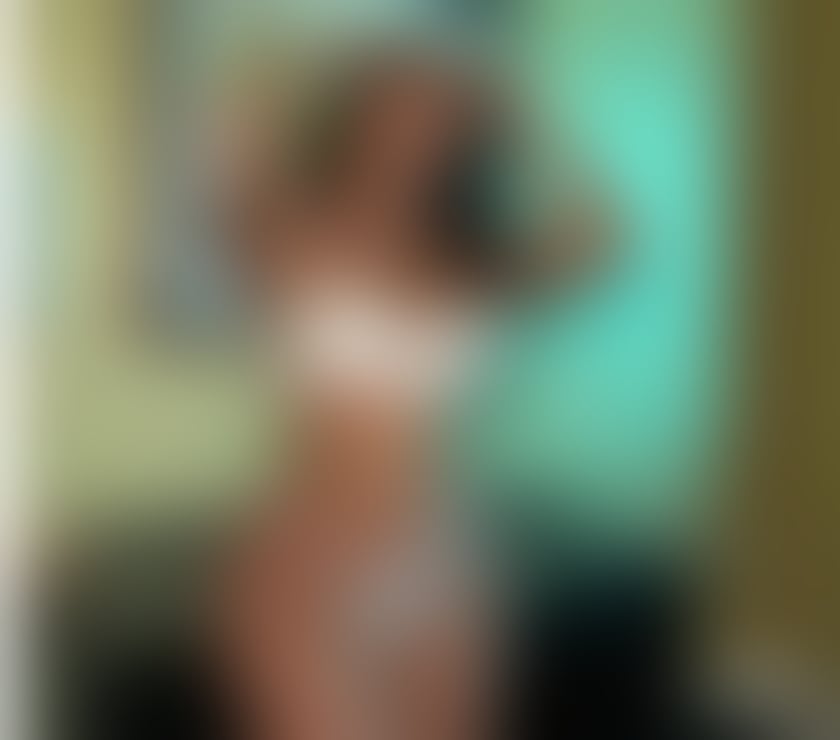 Escorts South East London Croydon - Photos for 🎁CLARIBELIS BEATIFULL PARTY 🎉