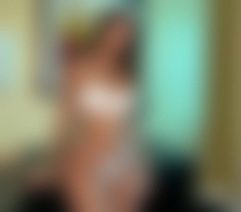 Escorts South East London Croydon - Photos for 🎁CLARIBELIS BEATIFULL PARTY 🎉