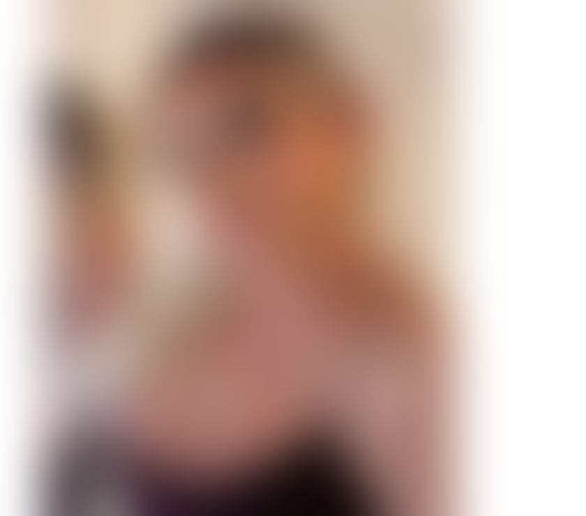 Hot Shemale available now🔥