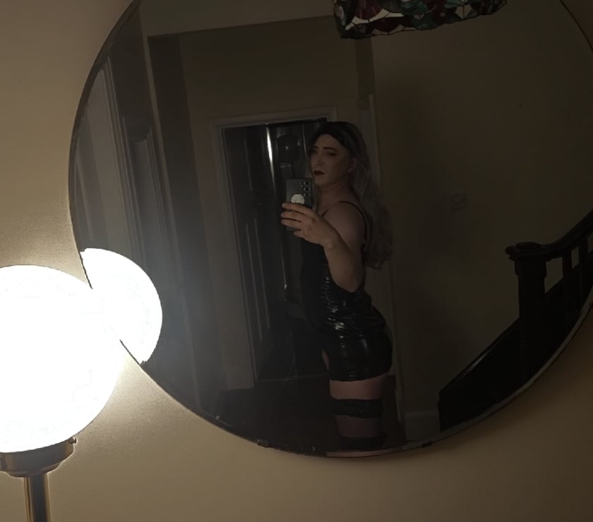 Emma new here incall