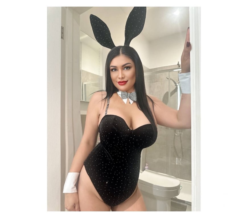 Escorts West London Little Venice - West London - Photos for Selena Sexy Escort and B2B massage