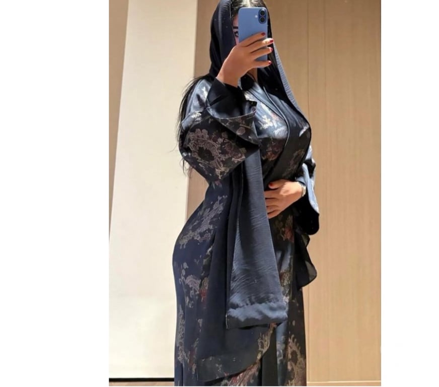 Adult Entertainment Greater Manchester Manchester - Photos for Big butt Bengali Muslim Niqabi - what’s app only!