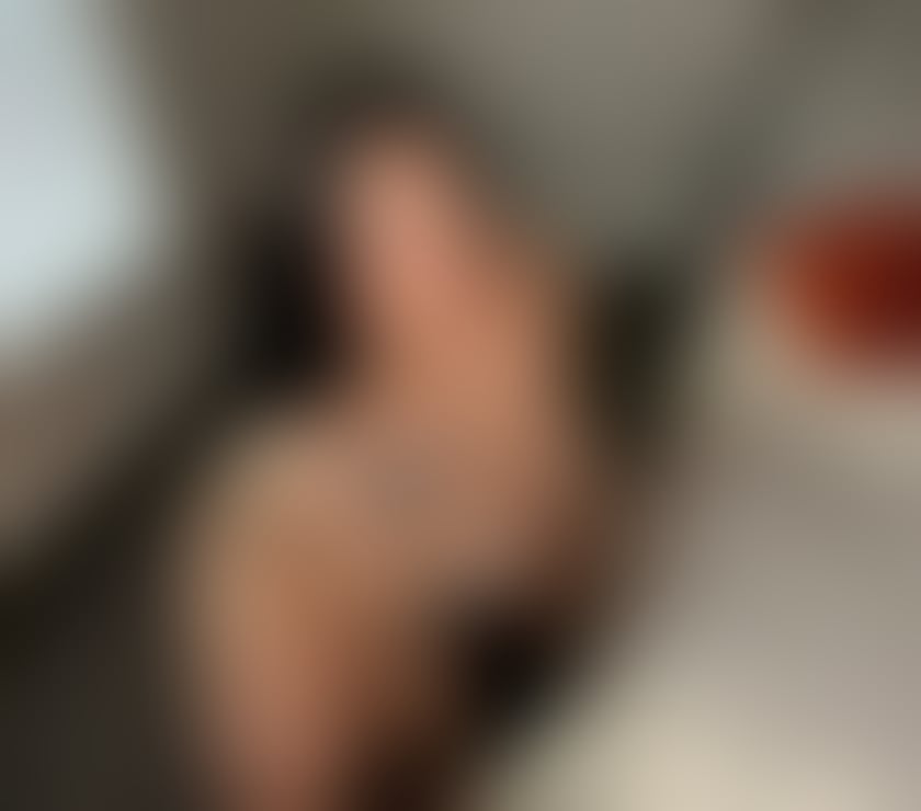 Escorts Glasgow Crosshill - Glasgow - Photos for 🍆🫦FIRST TIME IN TOWN HORNY! MIRELA PARTY GIRL💦🍑