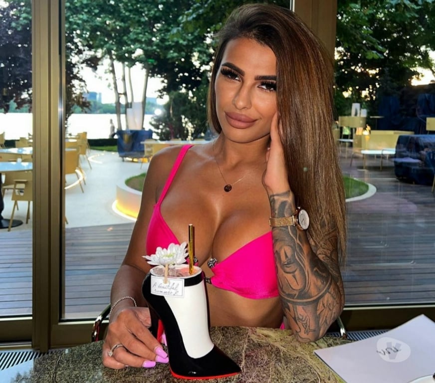 Escorts Central London Oxford Street - Central London - Photos for NEW 🔞 HIGH CLASS NAUGHTY BRUNETTE 👅🍑