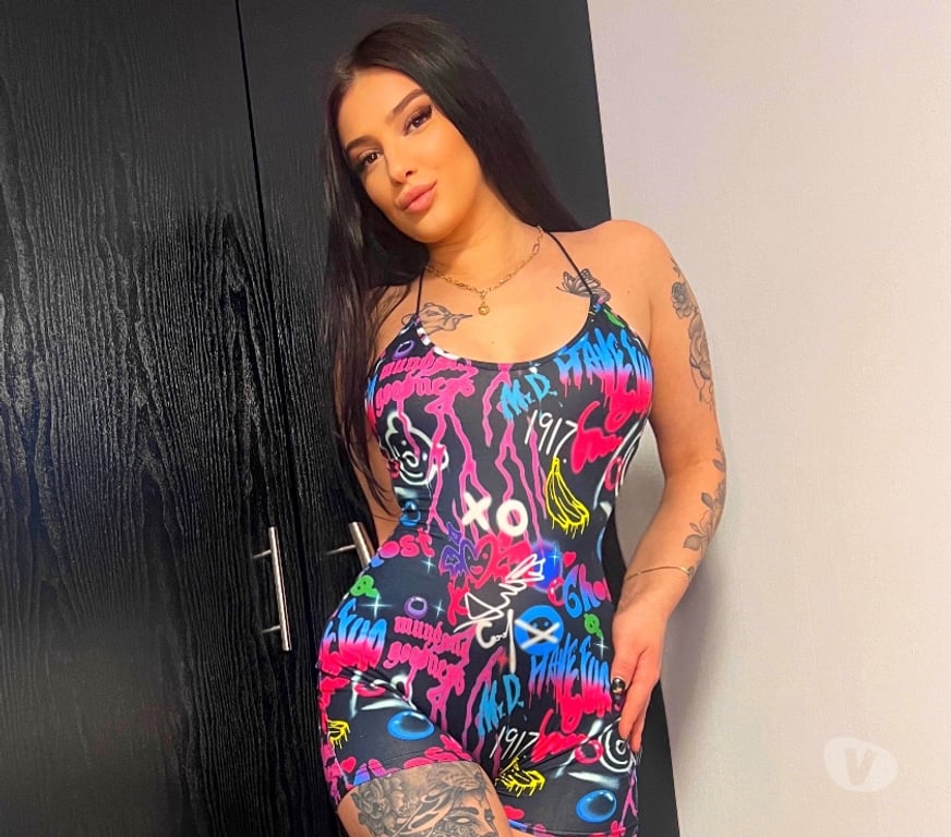 Escorts Nottinghamshire Newark and Sherwood - Photos for 🍒LAURA🔝SWEET 🍭 NAUGHTY 🔝 BRUNETTE🔝NO RUSH💯