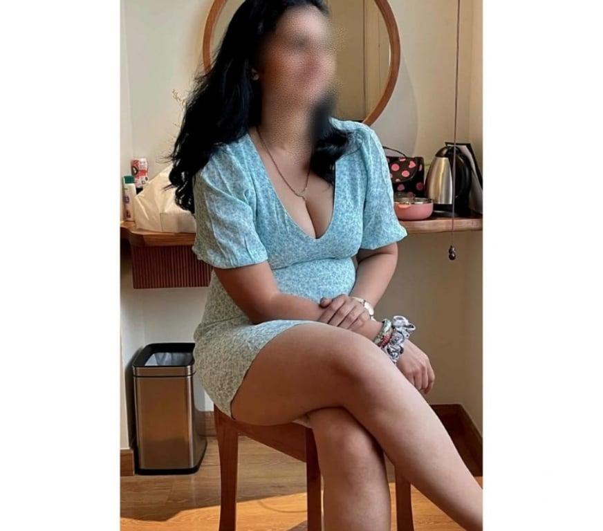 Escorts West London Hounslow - Photos for INDIAN GIRL PREETHI NEW IN HOUNSLOW CENTRAL