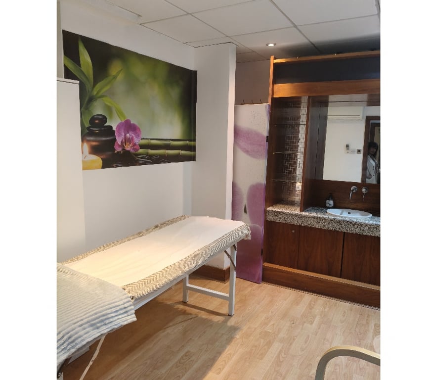 Full body massage Hertfordshire Dacorum - Photos for Luxury Relaxation Massage