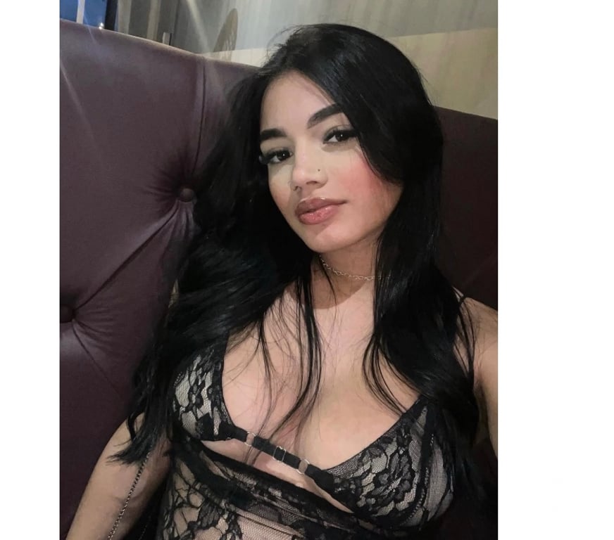 Escorts West Midlands Wolverhampton - Photos for Amazon Baddie 👸 🇧🇷 Just arrived