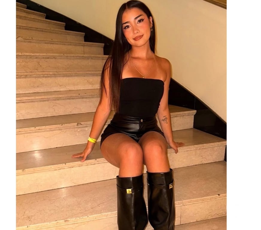 Escorts West Midlands Wolverhampton - Photos for A Brazilian Treat, Very Petite 🇧🇷😋