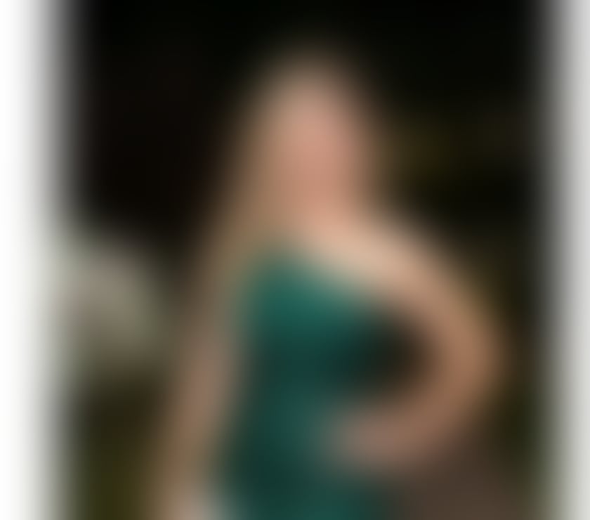 Escort Aldgate East Station East London - Photos for Alice Premium service in Aldgate East