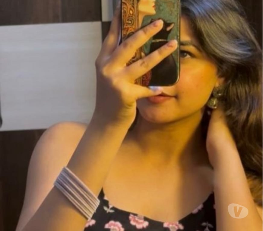 Escorts West Yorkshire Leeds - Photos for Hottest 🔥 indian girl for massage 💖and party' 👅