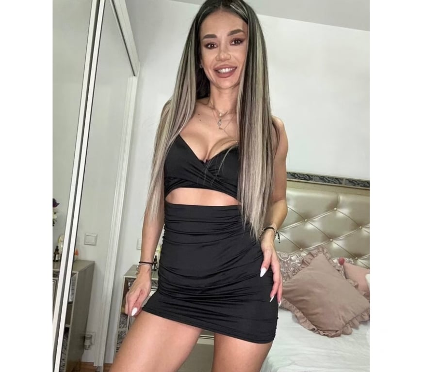 Escorts Dorset Weymouth - Dorset - Photos for Andra – Independent Escort & Party Girl Extraordinaire