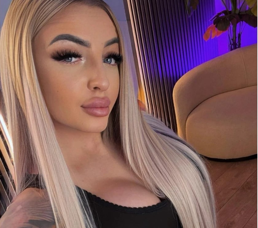 Escort Llanelli Carmarthenshire - Wales - Photos for Sara – Your Fun and Playful Escort