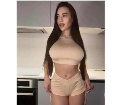  Escorts & Erotic Massage Leeds City Centre Leeds - Photos for New Brunette in town, best services, Owo party❤️