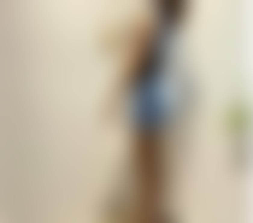 Escorts Leicestershire Leicester - Photos for Quiet luxury & warmth from an Indian professional